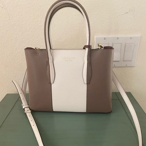 Kate Spade Purse - Picture 2 of 5